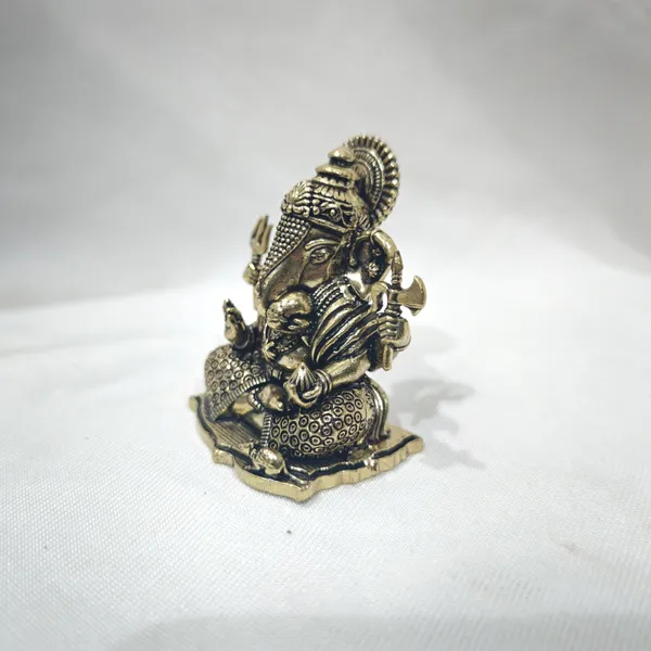 Dagdu_Ganesh-MARBLE_DUST_IDOL