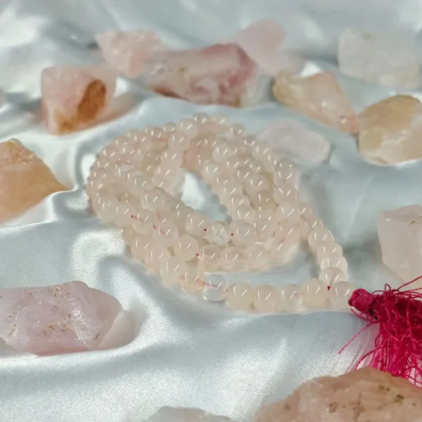 Rose_Quartz_Japa_Mala_Embrace_Love_Heal_The_Heart_54_Beads