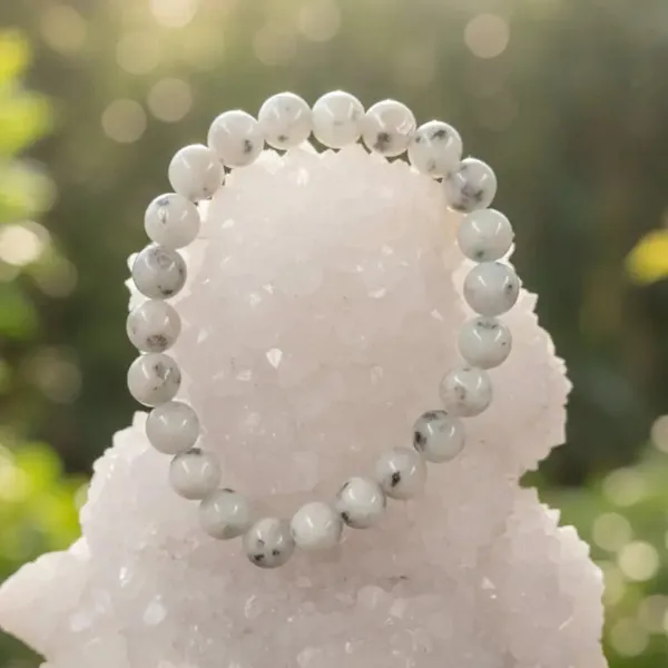Kiwi_Jasper_Bracelet_Emotional_Balance_Calmness_Nurturing_Energy