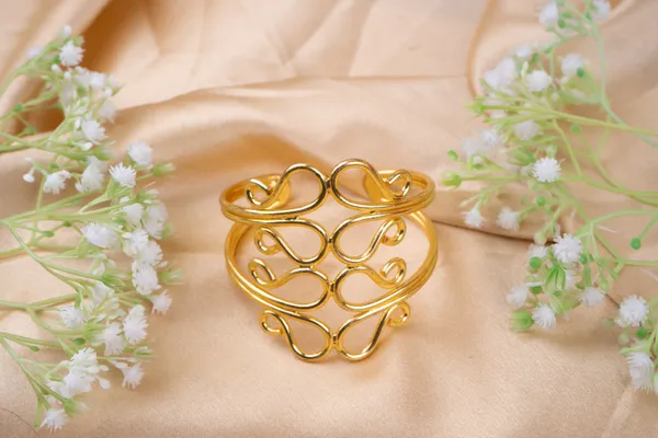 Portia_Brass_Handcuff_Default_Title