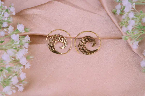 Folio_Open_Hoops_Gold