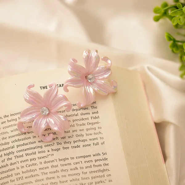 Bloom_Statement_Studs_Default_Title