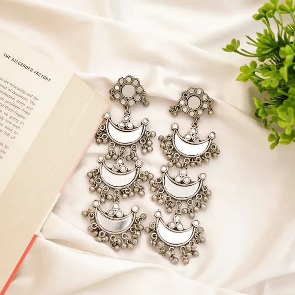 Fiza_Statement_Earrings_Silver