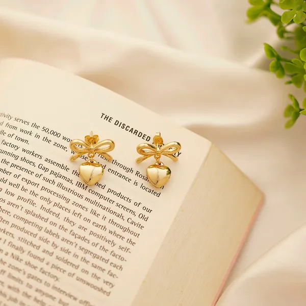 Bow_Heart_Studs_Default_Title