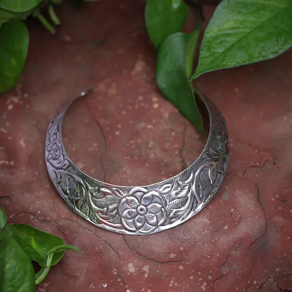 The_Gulistan_Silver_Hasli_Default_Title