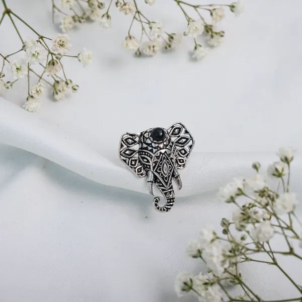 Gajaraj_Statement_Ring_Silver