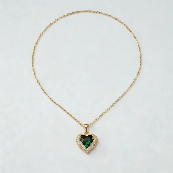 Emerald_Embrace_Heart_Necklace_Default_Title