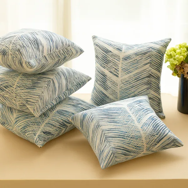 Abstract_Crossline_Pattern_Cushion_Covers