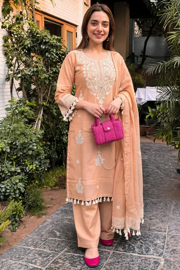 Peach_Cotton_Embroidered_Straight_Kurta_Set_For_Women