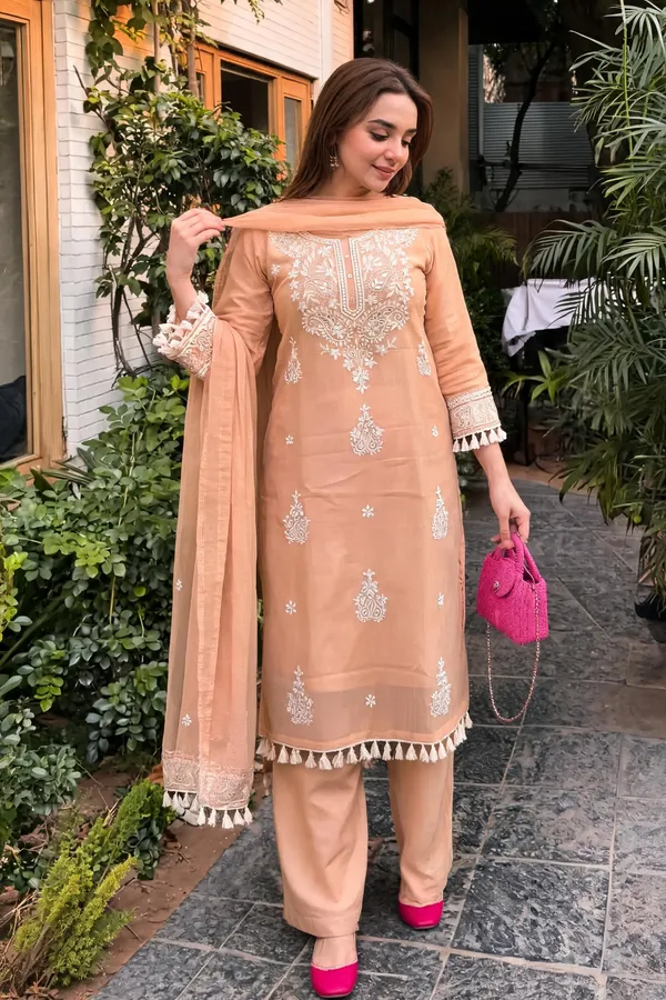 Peach_Cotton_Embroidered_Straight_Kurta_Set_For_Women