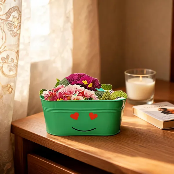 Metallic_Smiley_Face_Rectangular_Flower_Planter
