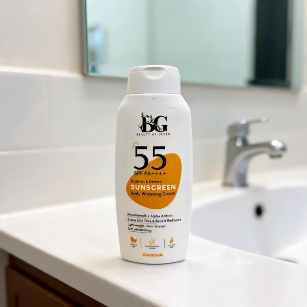 Multicolor_Niacinamide_Vitamin_C_Brightening_Sunscreen_Cream