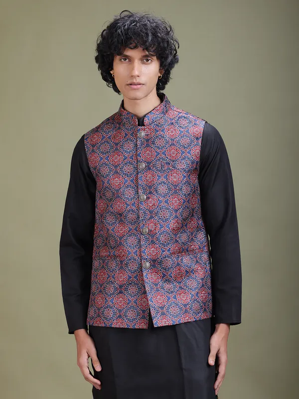 Men_Ethnic_Printed_Jacquard_Nehru_Jacket