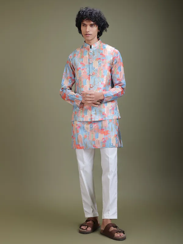 Mandarin_Collar_Long_Sleeves_Regular_Kurta_With_Pyjamas_&_Jacquard_Nehru_jacket