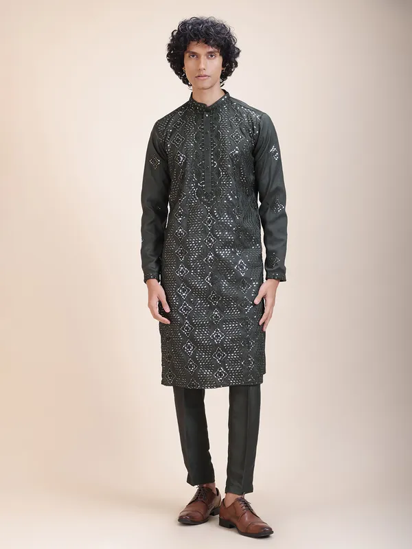 Embroidered_Mandarin_Collar_Real_Mirror_Work_Kurta_&_Pyjama_set