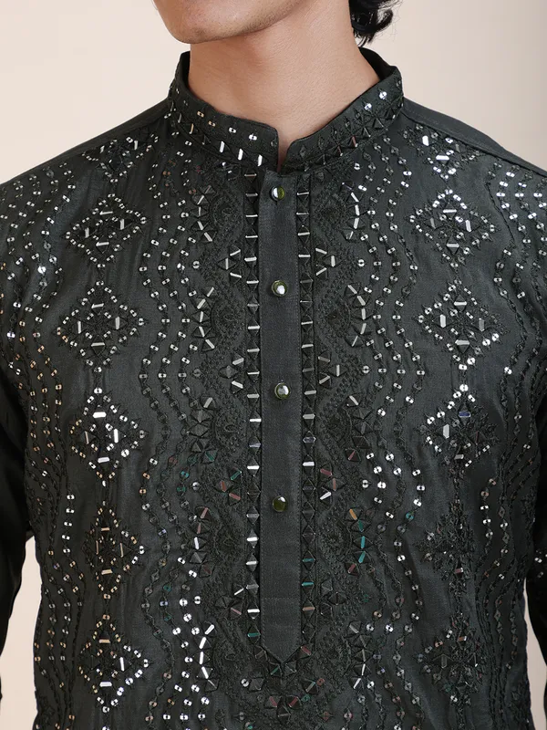 Embroidered_Mandarin_Collar_Real_Mirror_Work_Kurta_&_Pyjama_Set