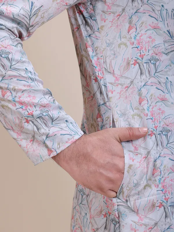 Embroidered_Mandarin_Collar_Real_Mirror_Work Floral_Printed_kurta