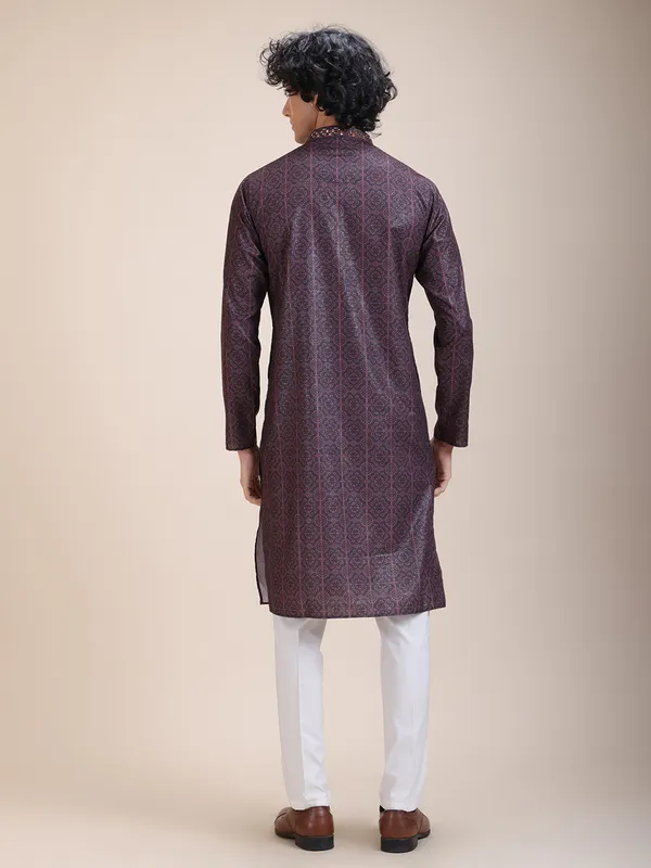 Embroidered_Mandarin_Collar_Real_Mirror_Work_Ethnic_Printed_Kurta