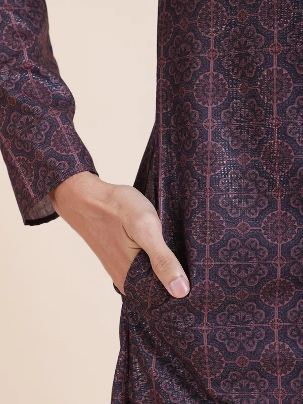 Embroidered_Mandarin_Collar_Real_Mirror_Work_Ethnic_Printed_Kurta