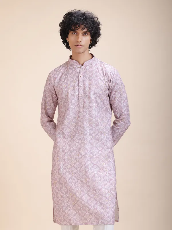 Men_Floral_Printed_Shimmer_Thread_Work_Kurta