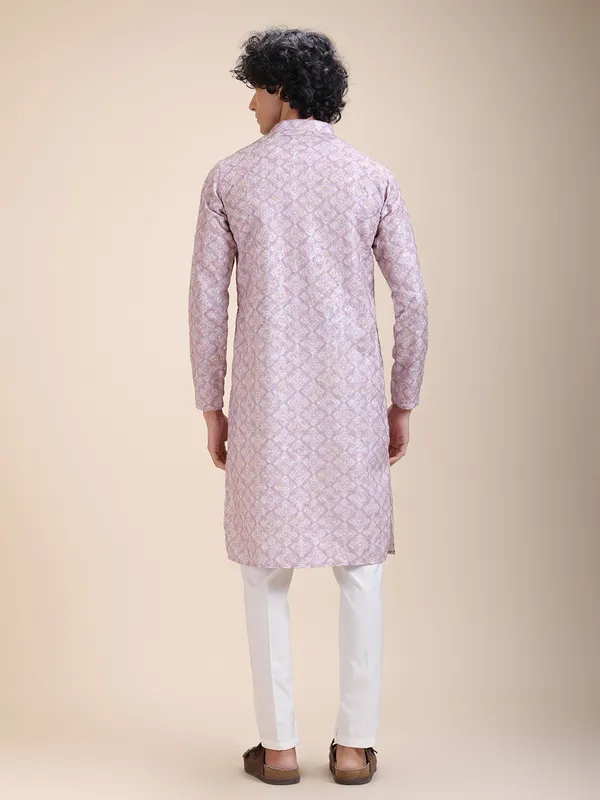 Men_Floral_Printed_Shimmer_Thread_Work_Kurta