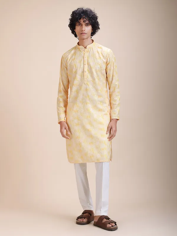 Men_Floral_Printed_Shimmer_Thread_Work_Kurta
