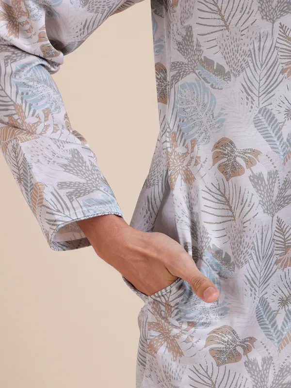 Floral_Printed_Mandarin_Collar_Straight_Kurta