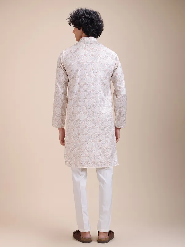 Floral_Printed_Mandarin_Collar_Straight_Kurta