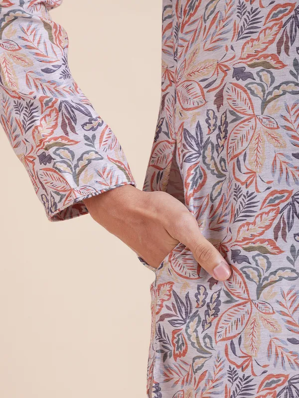 Floral_Printed_Mandarin_Collar_Straight_Kurta