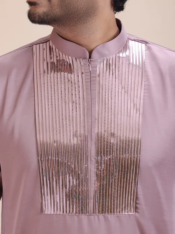 Men_Tape_Work_Embellished_Zipper_Kurta