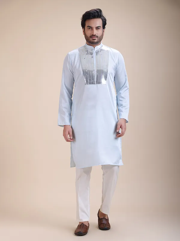 Men_Tape_Work_Embellished_Zipper_Kurta