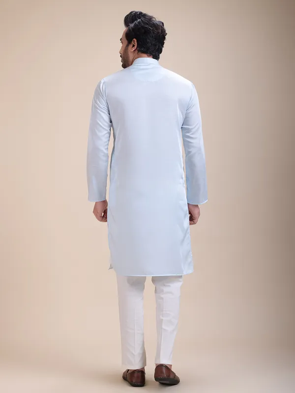 Men_Tape_Work_Embellished_Zipper_Kurta