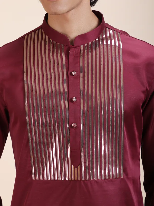 Men_Tape_Work_Embellished_Zipper_Kurta