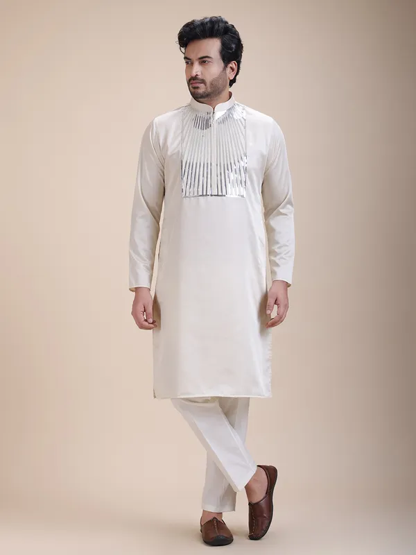 Men_Tape_Work_Embellished_Zipper__Kurta