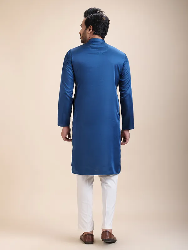 Men_Tape_Work_Embellished_Zipper_Kurta