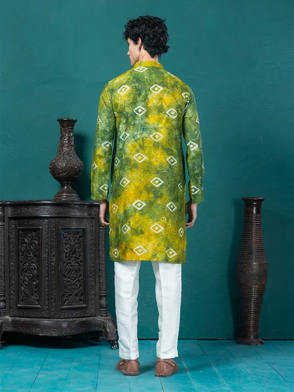 TIE_DYE_EMBROIDERY_KURTA_WITH_SEQUIN_DETAILING_AND_PRINT