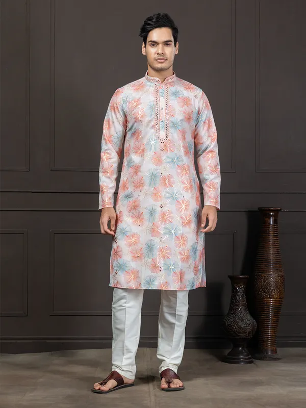 Ethnic_Motif_Printed_Kurta_With_Mirrorwork_Detailing