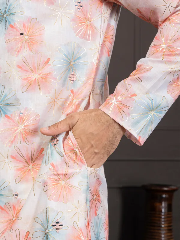 Ethnic_Motif_Printed_Kurta_With_Mirrorwork_Detailing