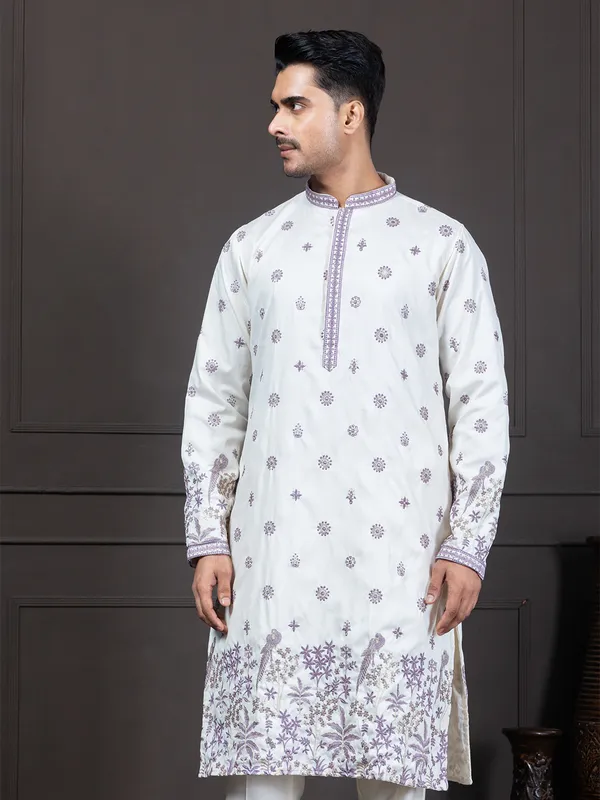 Ethnic_Motifs_Embroidered_Kurta