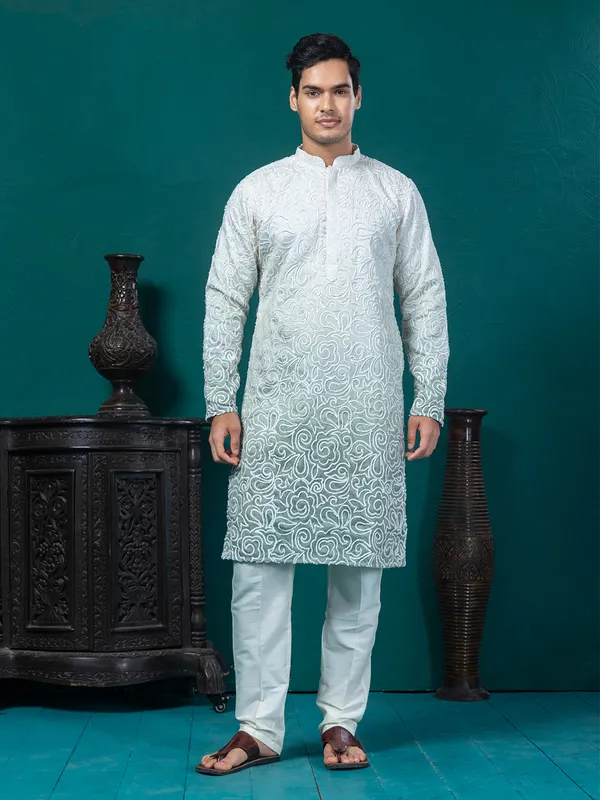 Floral_Allover_Threadwork_Embroidery_Kurta