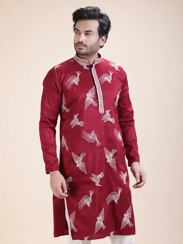 Men_Threadwork_Embroidery_Kurta