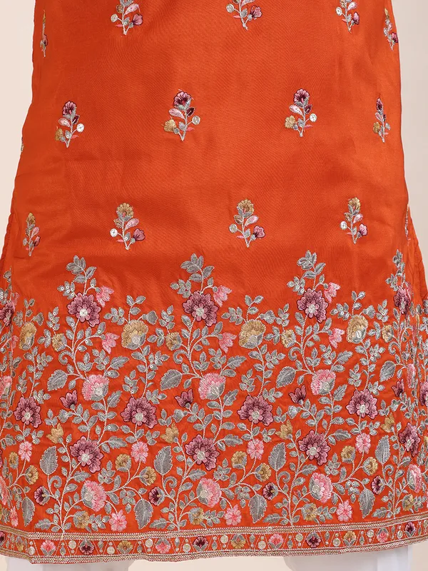 Ethnic_Embroidery_Sequence_Jari_Men_Full_Sleeves_Kurtas