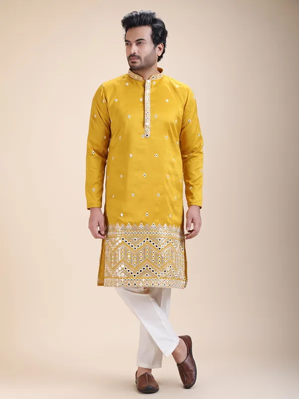 Ethnic_Embroidery_Mirrorwork_Men_Full_Sleeves_Kurtas