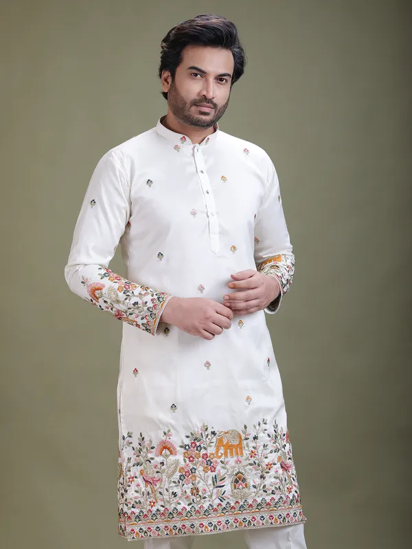Ethnic_Embroidery_Sequence_Jari_Men_Full_Sleeves_Kurtas