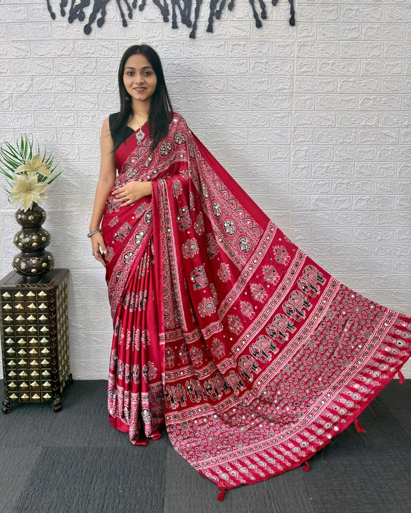 Red_Satin_Silk_Printed_Saree_For_Women
