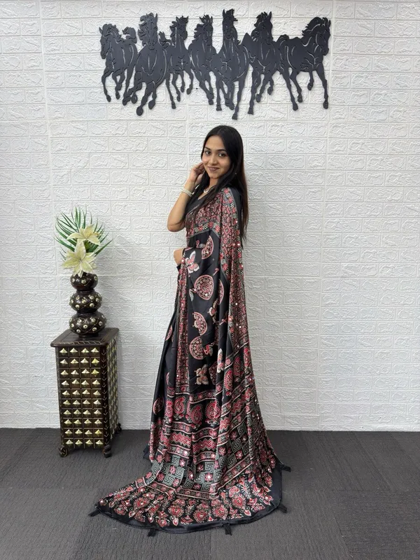 Black_Satin_Silk_Printed_Saree_For_Women