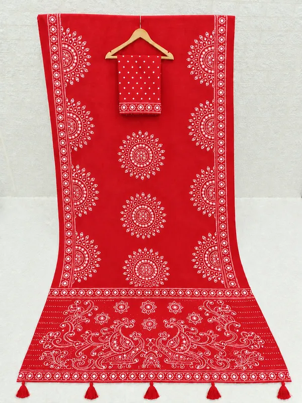 Red_Satin_Silk_Printed_Saree_For_Women