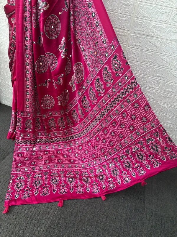 Pink_Satin_Silk_Printed_Traditional_Saree_For_Women