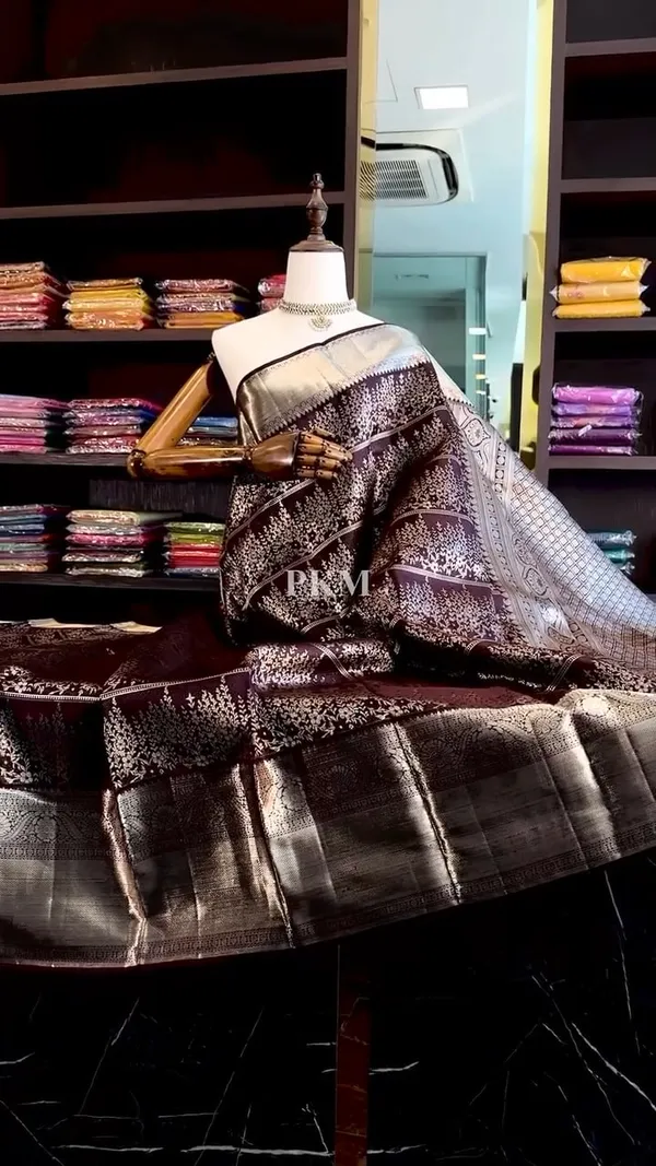 Maroon_Banarasi_Soft_Silk_Woven_Patterned_Saree_For_Women