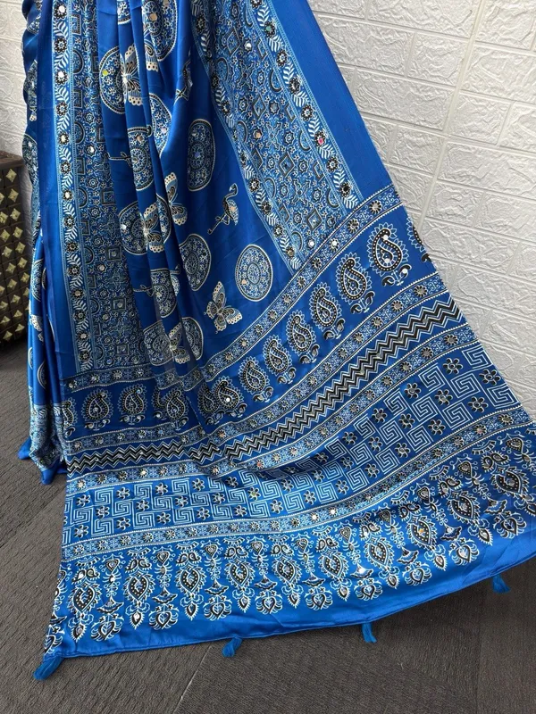 Blue_Satin_Silk_Printed_Saree_For_Women